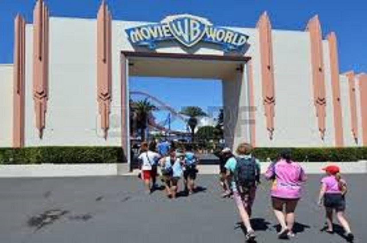 Gold Coast Theme Park Family Villa Extérieur photo